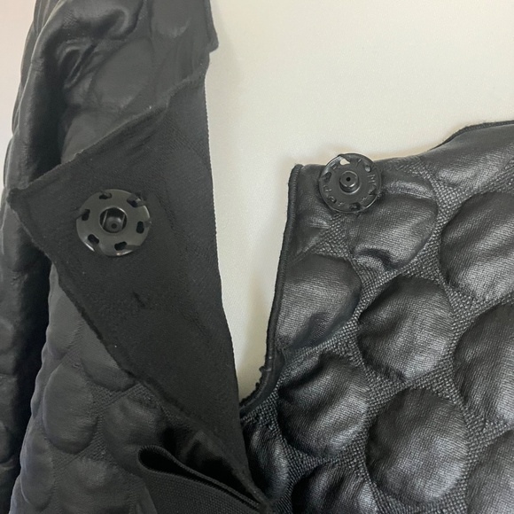 HEYDARI Black Bubble Texture Poncho Style Jacket - Picture 5 of 6